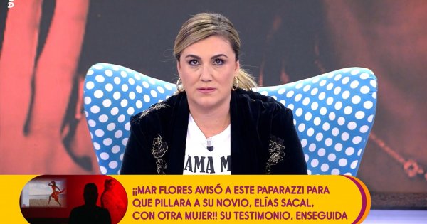 Según Carlota Corredera, Rocío Carrasco se sorprendió por el nerviosismo de Gloria Camila.