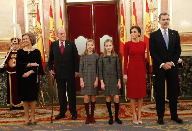Esta fue la última aparición oficial del rey emérito junto a su hijo, su nuera, su mujer y sus nietas.