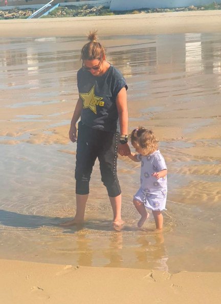 Toñi Moreno estrenó la temporada de playa en Semana Santa.