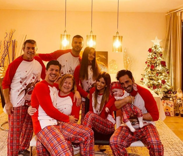 David Bustamante ha disfrutado de la Nochebuena en familia (@davidbusta).