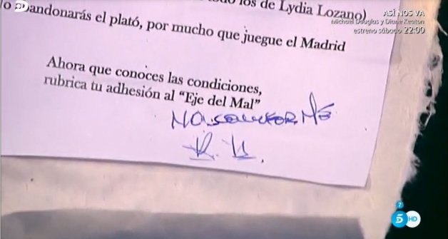 Kiko Matamoros firmó "No conforme".