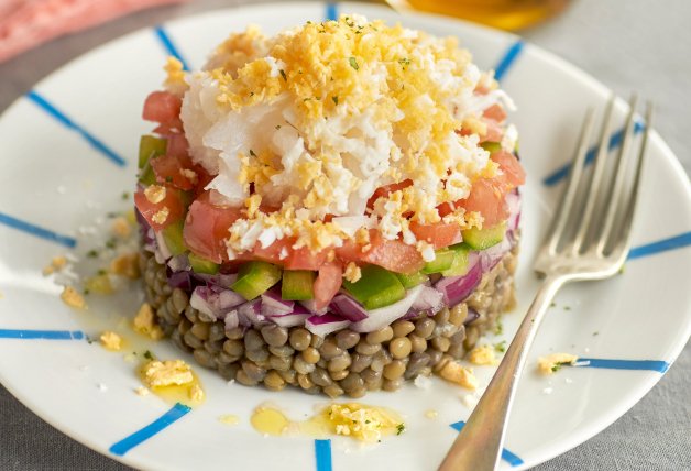 Empedrado de lentejas con bacalao