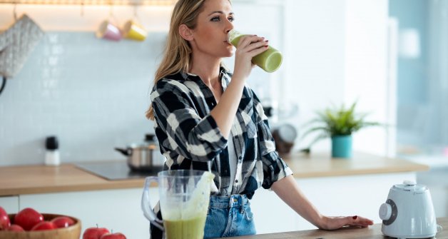 Las frutas y las verduras son aliados clave para tus piernas.