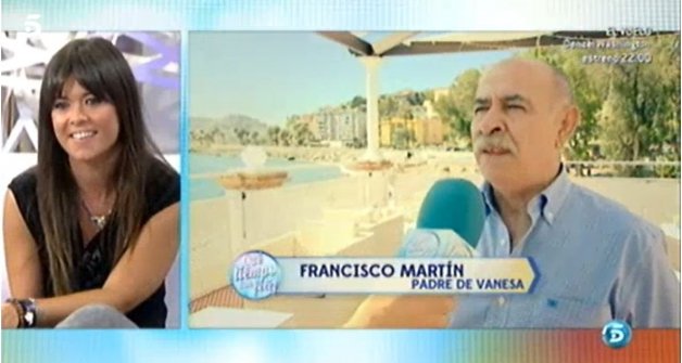 El padre de Vanesa Martín reveló anécdotas de la juventud de su hija en 'Qué tiempo tan feliz'.