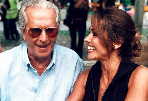 La presentadora de Mediaset con su padre, Raúl Álvarez, por el que siente devoción.