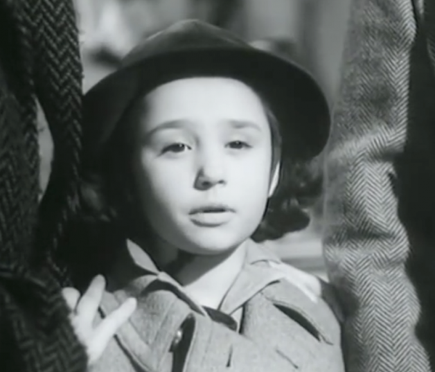 Raffaella, a los 9 años, en su primera película.
