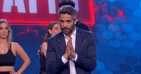 Roberto Real, como presentador del programa, ha dado los nombres de los finalistas.