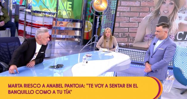 Kiko Hernández, Belén Esteban y Jorge Javier Vázquez debaten sobre la operación de Rocío Flores en Sálvame (Telecinco).