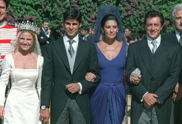 Carmina Ordóñez y Ernesto Neyra en la boda de Fran Rivera y Eugenia Martínez de Irujo.