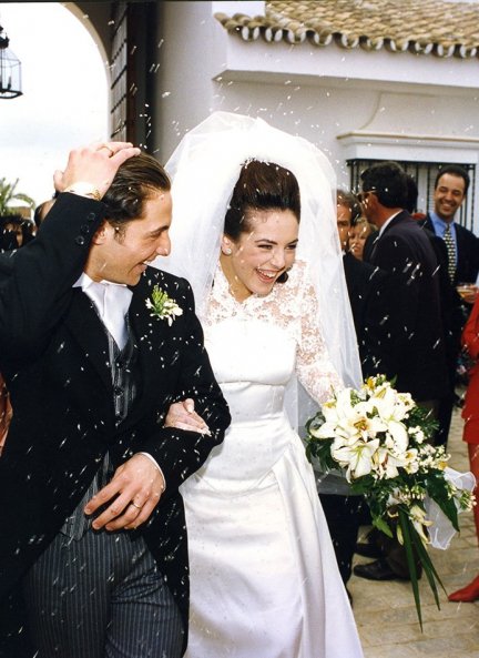 La novia llevaba un diseño de Antonio Ardón.