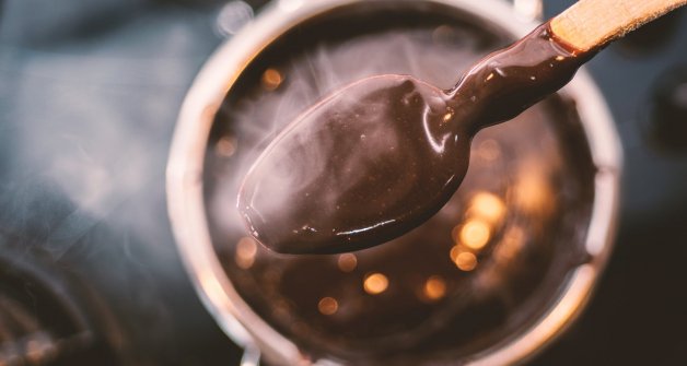 En España, solemos comer el chocolate bastante más espeso que en el resto de países.