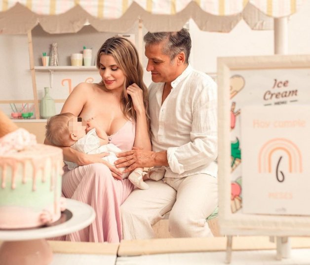 Con esta sesión de fotos, Gustavo y María celebraban los seis meses de su hija.