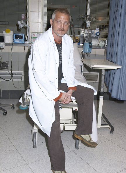 Jordi Rebellón daba vida al mítico doctor Vilches en 'Hospital Central'.