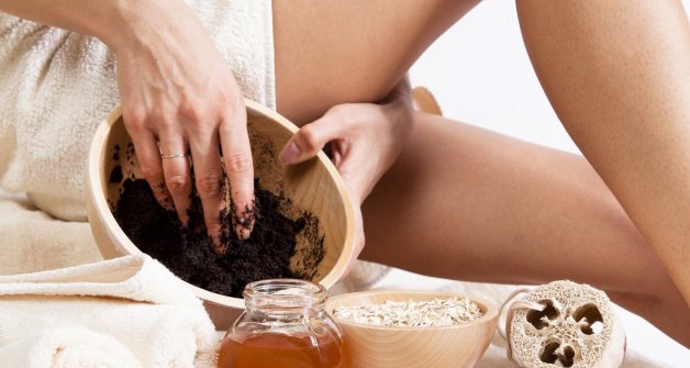 ¡Exfoliando una o dos veces por semana mantendrás alejados a los granos de tu piel! 