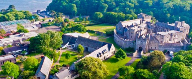 Leonor tendrá el privilegio de estudiar en las aulas del castillo medieval de St Donat, un enclave único rodeado de impresionantes acantilados galeses.