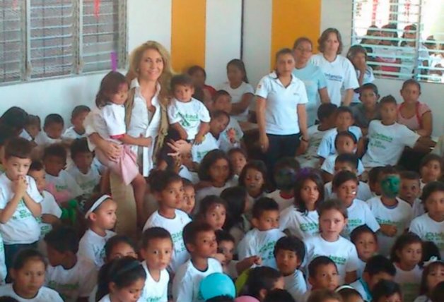 Norma Duval, en una de las visitas que hizo al colegio que lleva su nombre en Matagalpa, en el centro de Nicaragua.