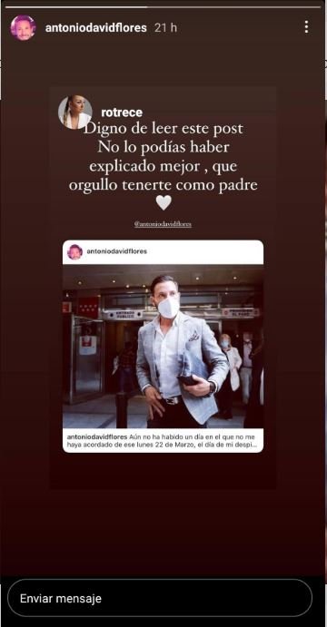 Rocío Flores compartía la publicación de su padre.