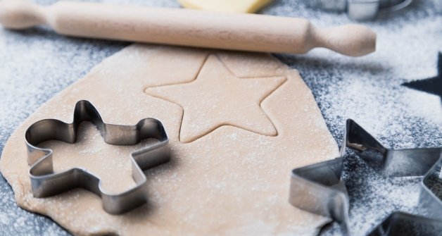 ¡Sigue los pasos para cocinar unas deliciosas galletas esta Navidad!