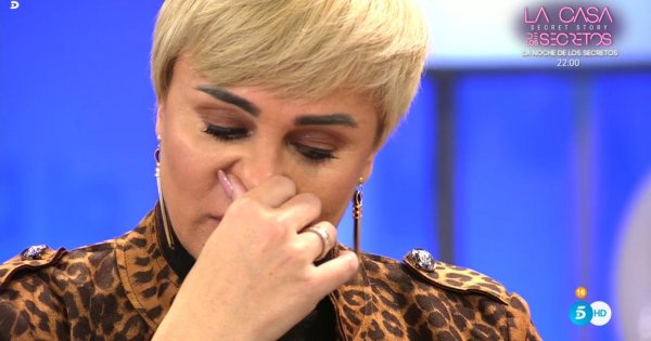 Ana María Aldón se ha roto a llorar en 'Viva la vida'.