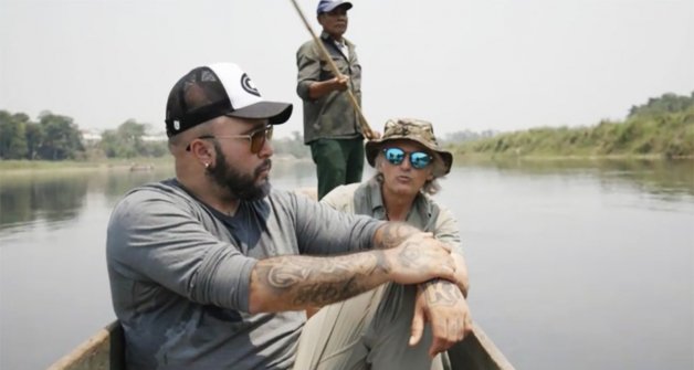 UN HOMENAJE A SU ABUELA. "Si quieres que hablemos de amor, tenemos que hablar de mi abuela, no de mi madre. Ésa era la que me daba amor", explicó durante un paseo en canoa.