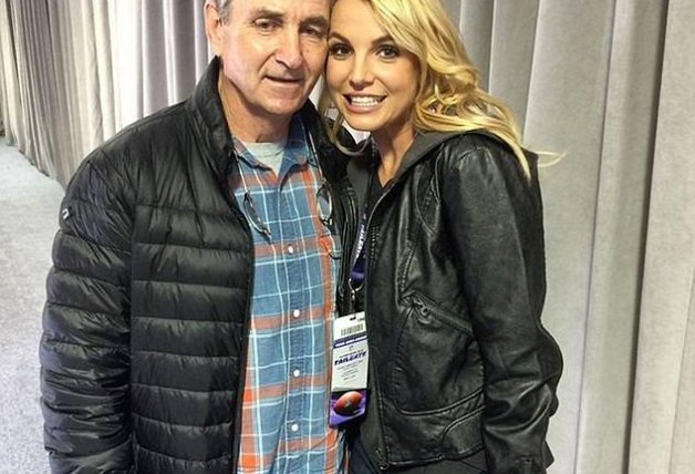 Britney Spears en una foto con su padre, Jamie.