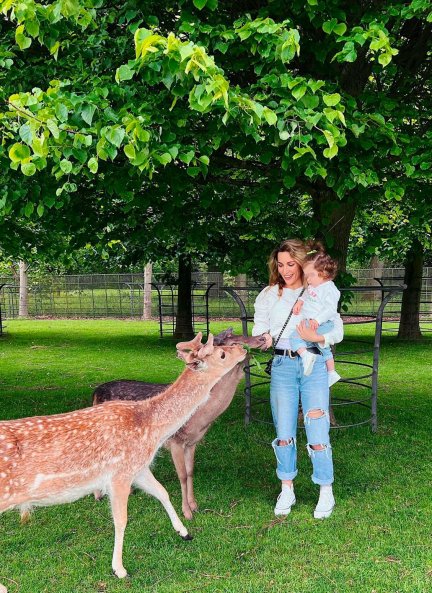 Edurne y Yanay han visitado a los animalitos.