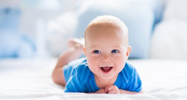 Frecuente en los bebés. En los primeros seis meses de vida el muguet es habitual. Suele curarse solo o con una solución oral.