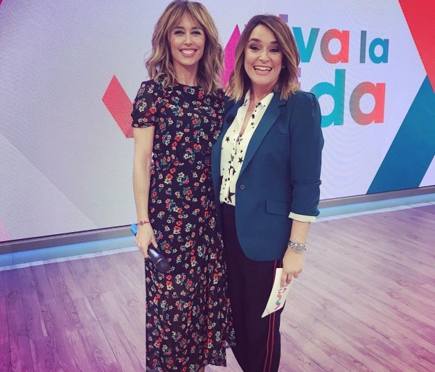 Emma García y Toñi Moreno, juntas en el plató de 'Viva la vida'.