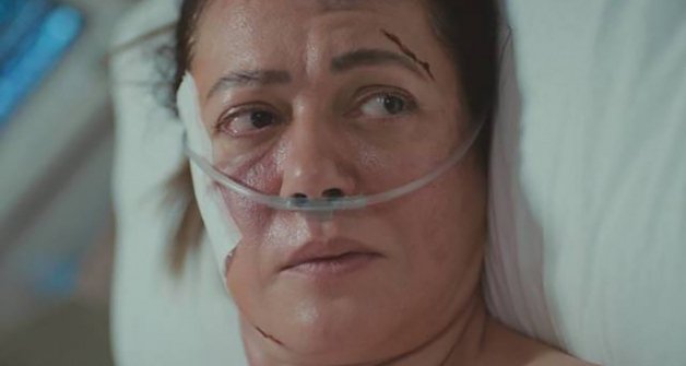 Hatice, la madre de Bahar, en el hospital.