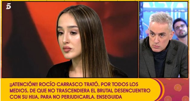 Kiko Hernández le preguntó en plató a Claudia qué sabía de la detención de Julia Janeiro hace dos años.