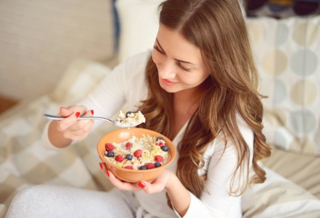 Desayunar gachas de avena es una costumbre que se ha extendido a muchas partes del mundo