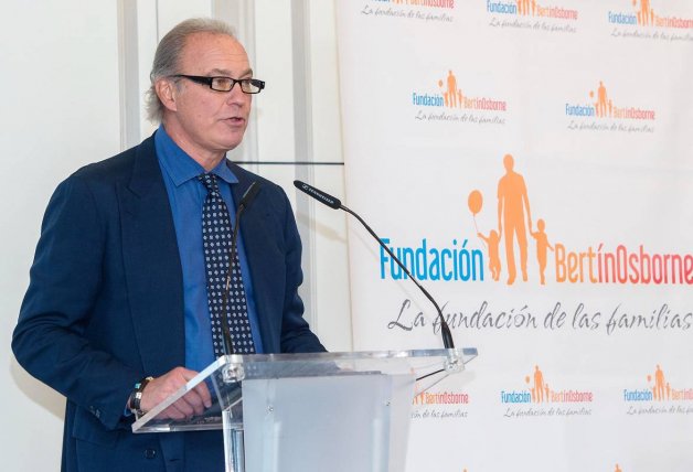 Bertín Osborne, en un acto oficial de su Fundación.