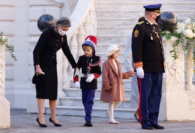  Carolina se lleva muy bien con sus sobrinos menores, los hijos de Alberto.