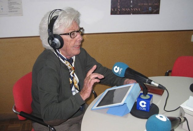 Aunque llevaba muchos años jubilada, la abuela de la Reina jamás se desconectó de la radio.