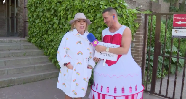 Carmen Borrego dio detalles de su vestido el día anterior a la boda, en Sálvame.