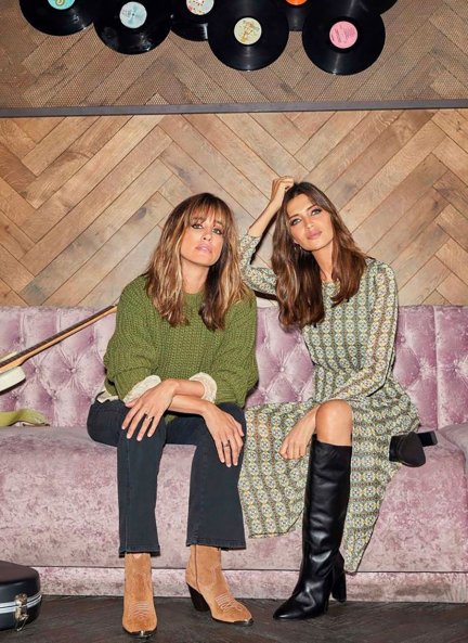 Isabel Jiménez y Sara Carbonero en una imagen promocional de su firma de moda.