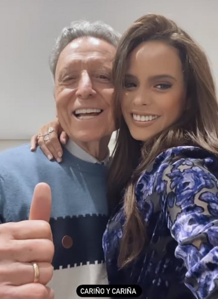 Gloria Camila junto a su padre, José Ortega Cano, en Nochebuena (@gloriacamilaortega).