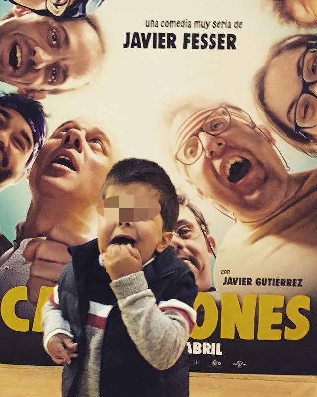 Mateo, el hijo de Javier Gutiérrez, en el estreno de 'Campeones'.