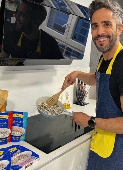 Roberto se confiesa un amante de la cocina.