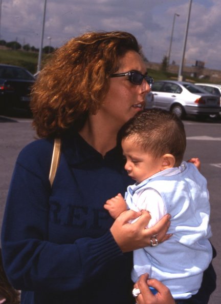 Rocío Carrasco con su hijo David, cuando era bebé.