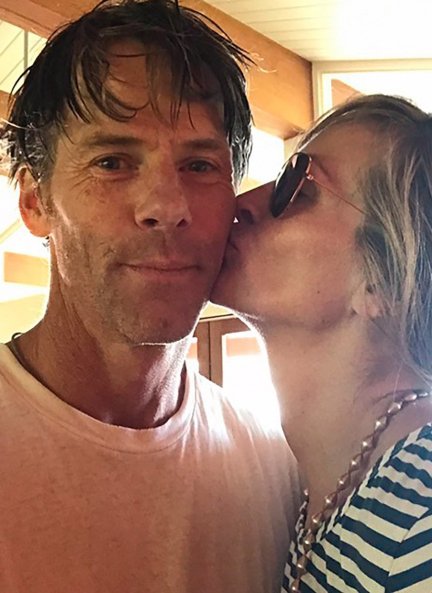 Julia Roberts y Daniel Moder en una imagen compartida por la actriz.