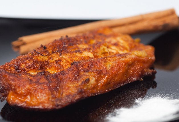 Prepara unas deliciosas torrijas en casa que están para chuparse los dedos.