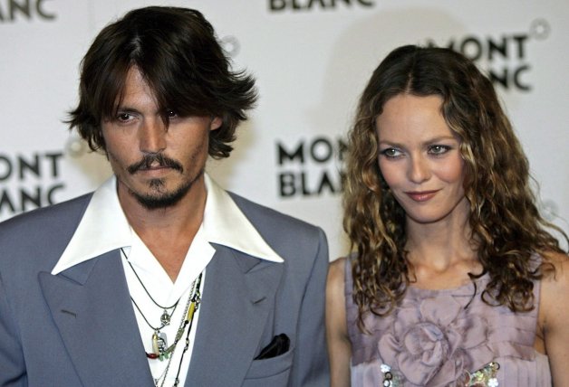 Depp con su anterior mujer, Vanessa Paradis.