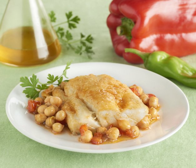 Bacalao fresco con garbanzos