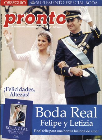 2004 Felipe y Letizia. Ni los más románticos del lugar se imaginaban que el príncipe Felipe se casaría con una periodista divorciada, Letizia Ortiz; pero lo hizo y nosotros estuvimos ahí para contarlo. 
