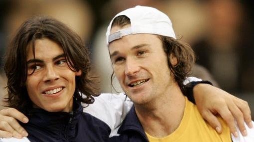 Carlos Moyá y Rafa Nadal son también grandes amigos.