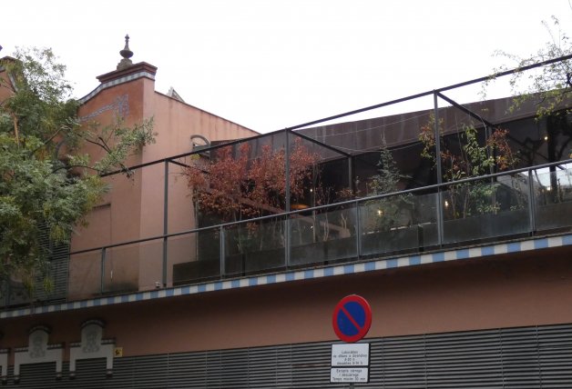La casa está situada en el barrio de Horta y Mainat la compró con Rosa María Sardá.