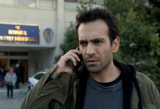 Bugra Gulsoy es Demir.