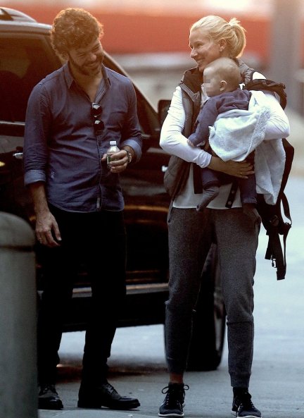 Anne y Pablo junto a su hijo, Nicolás.