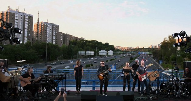 El concierto sorpresa se ofreció en el puente que era conocido como de la Estrella.